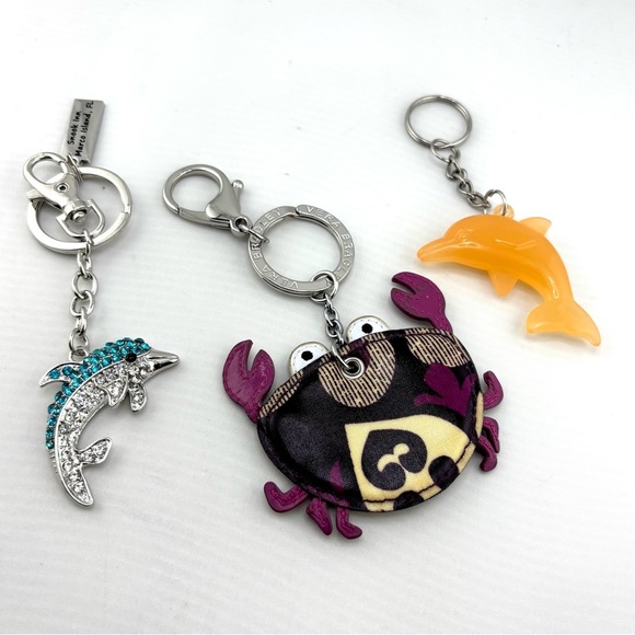 Vera Bradley Coastal Sea Life Keychain Bundle - Lot of 3 (Crab & Dolphins) - Picture 7 of 10